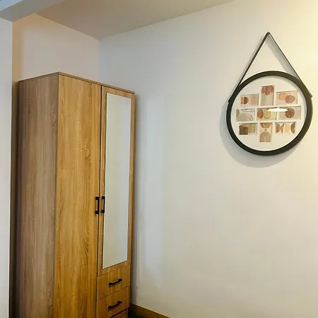 Stacja Jezyce #b Hostel Poznań